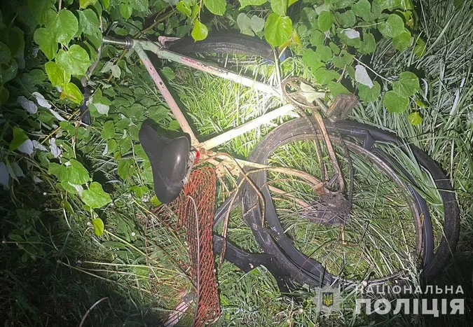 Під Луцьком п'яний на «рено» збив велосипедиста й втік з місця ДТП (фото)