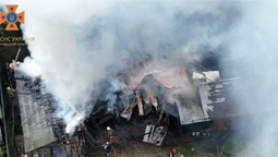 У Горохові горіли дві будівлі (фото)