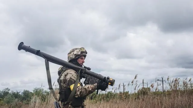 Україна може бити по території Росії нашою зброєю, – Британія