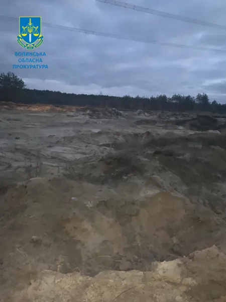 На Волині комунальники накрали піску на понад мільйон гривень (фото)