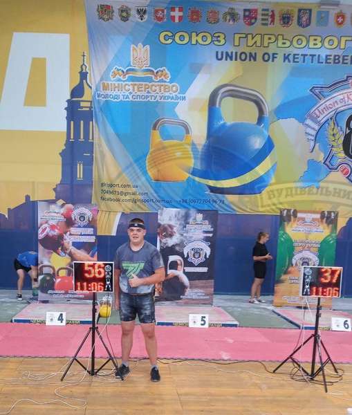 Волинський прикордонник здобув срібло на Чемпіонаті з гирьового спорту (фото)