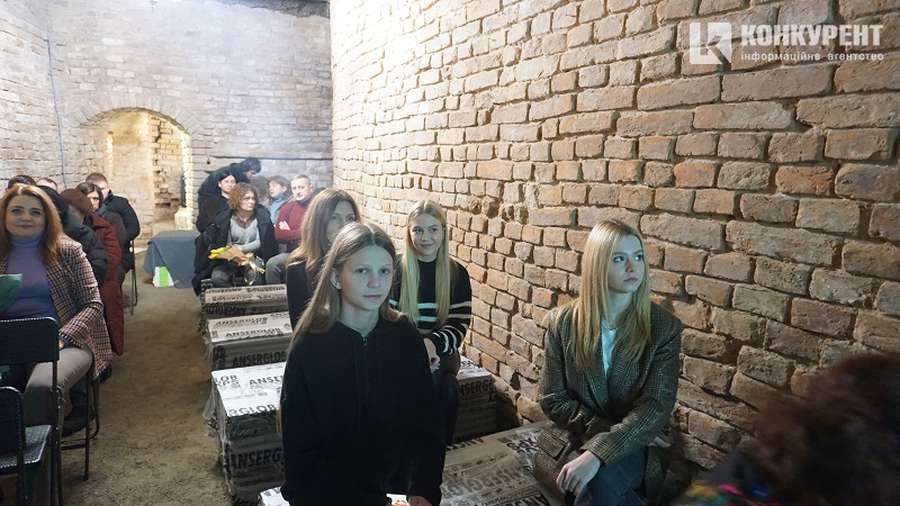 У Луцьку відбувся літературний вечір Ади Роговцевої «Стежками Лесі Українки» (фото)
