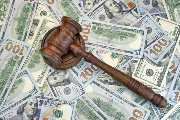 Службовицю Ковельської адміністрації оштрафували на 85 гривень