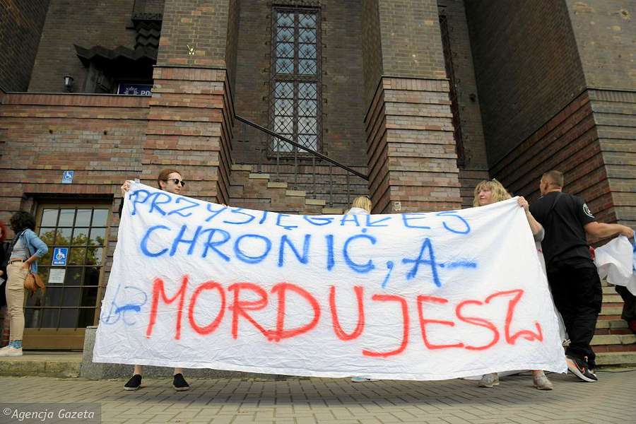У Польщі протестували через смерть українця після затримання поліцією (фото)