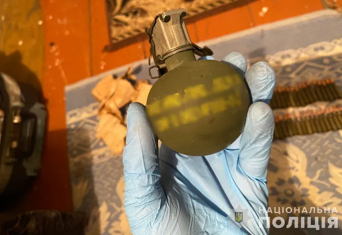 Набої, гранати, зброя: на Волині пройшли масштабні обшуки (фото)