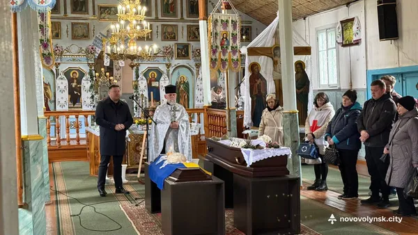 На Волині в останню путь провели Героя Ігоря Медину (фото)