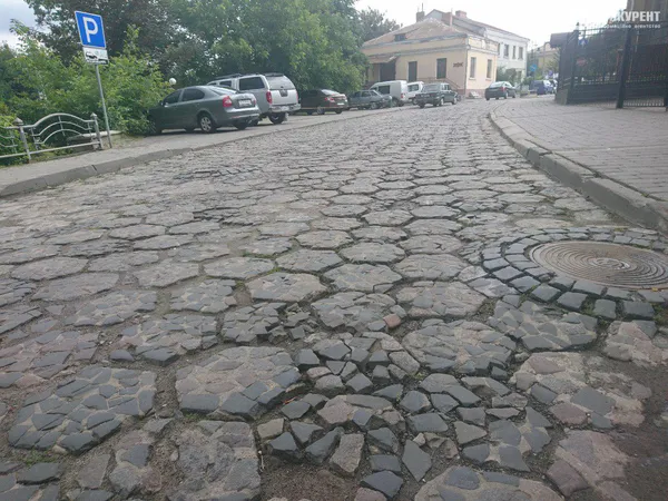 Знаменита трилінка на вулиці Братковського