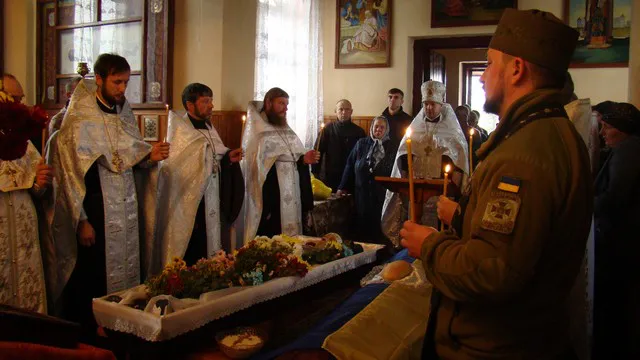 На Волині в останню путь провели прикордонника (фото)