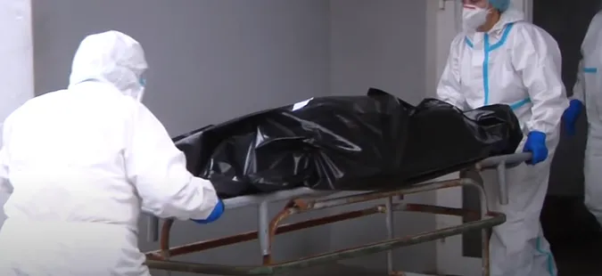 Війна за життя: показали реанімацію у ковідному шпиталі в Боголюбах (відео 18+)