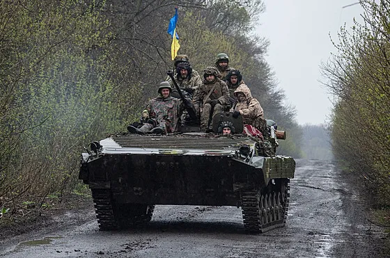Чехія ремонтуватиме українські танки та бронетранспортери