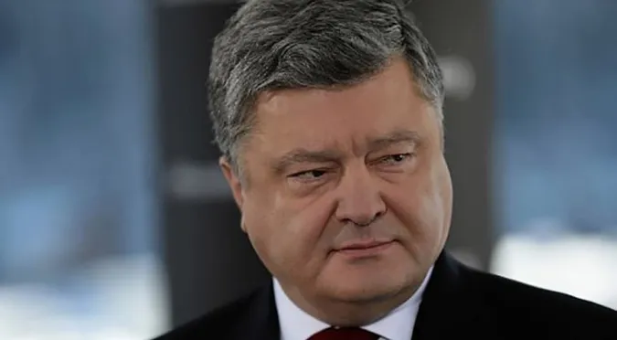 Наші народи заслуговують на правду, - Порошенко під час візиту  у Сагринь 