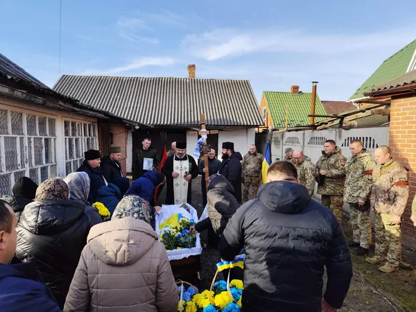 На Волині попрощались із Героєм ківерчанином Василем Дейною (фото)