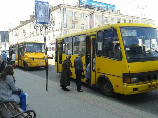 17-річний ром вдруге вкрав маршрутку в Рівному