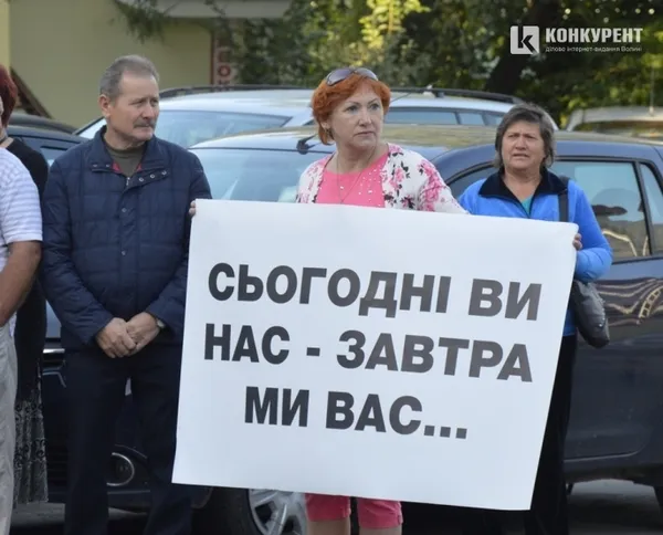 Підприємці з Центрального ринку просять депутатів не обмежувати оренду землі на ринку