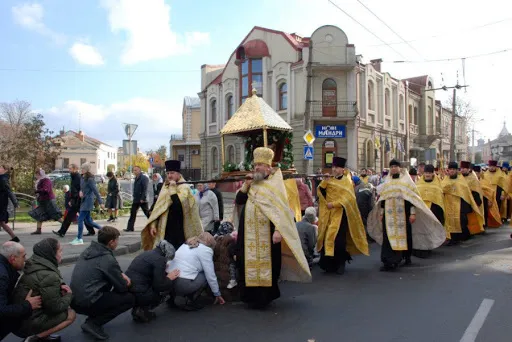 Відбудеться хресний хід: центральні луцькі вулиці перекриють