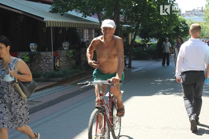 Спека у Луцьку. 20+ ідеально літніх фото