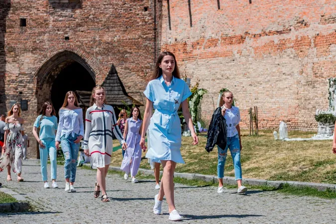 На Lutsk Fashion Weekend покажуть, як 400 років тому одягалися лучани