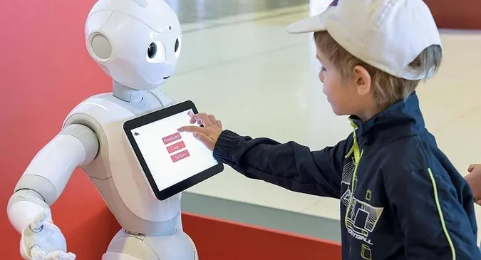Школярів та вчителів навчать використовувати штучний інтелект