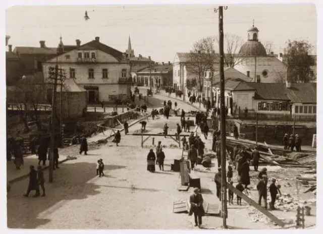 Глушецький міст – ворота до Ринкової площі Луцька, 1920-ті роки