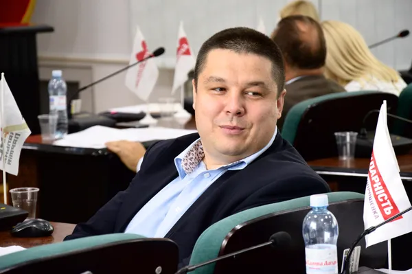 Радикальний Костянтин Петрочук