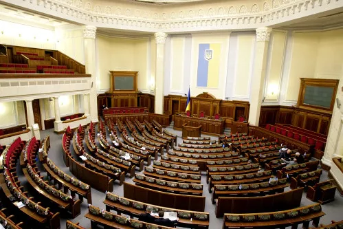 У Верховній Раді планують збільшити витрати на помічників депутатів на 85%