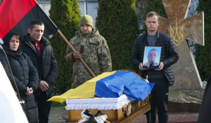 У Луцькому районі попрощалися із воїном В'ячеславом Бовконюком (фото)