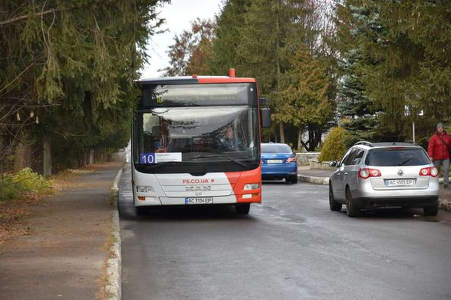 У Луцьку на маршрут №10 виїхали новенькі автобуси MAN (фото, відео)