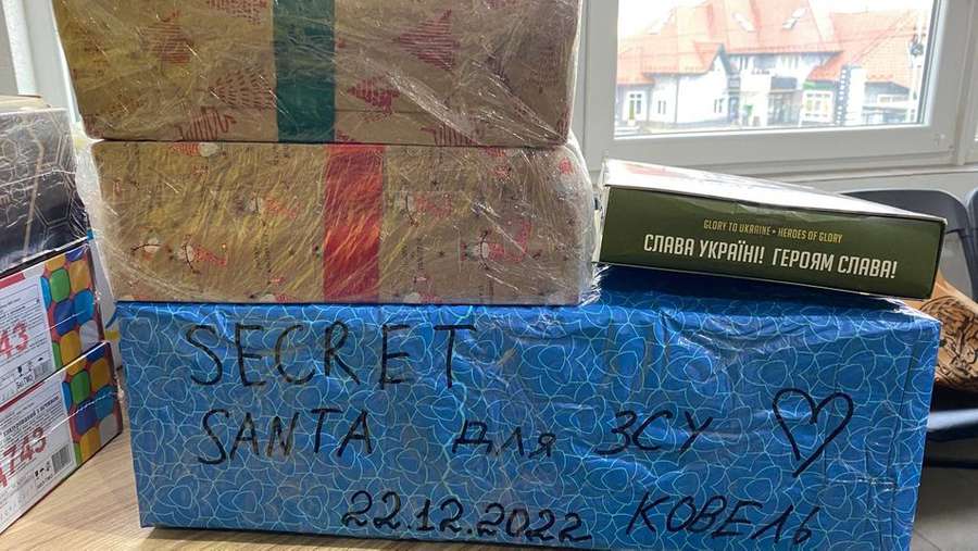 «Таємний Санта для бійців»: на Волині зібрали подарунки для захисників у Бахмуті (фото, відео)