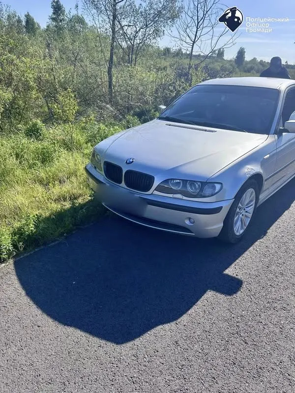 На Шаччині знайшли BMW з фальшивими документами