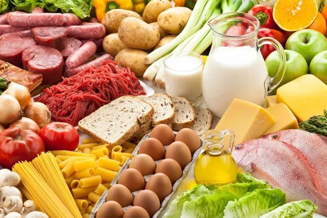 Ціни летять донизу: які продукти подешевшали найбільше за тиждень