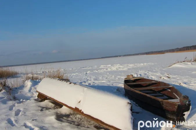 Опублікували знімки різдвяного Світязя