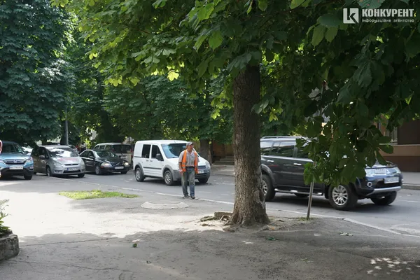Затор на вулиці Шопена з боку проспекту Волі