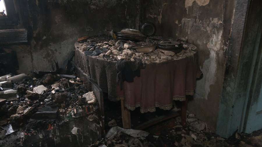 У Володимирі люди воюють з сусідом, який постійно підпалює власний будинок