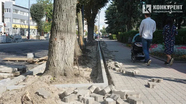 Упорядкують до 1 вересня: що коїться на проспекті Волі у Луцьку (фото)