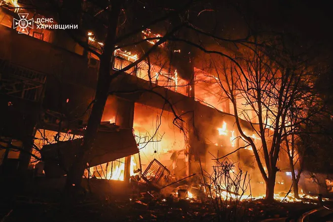 Вночі росіяни атакували Харків 17-ма «Шахедами»: 2 людини загинули, 54 – поранені (фото) (оновлено)