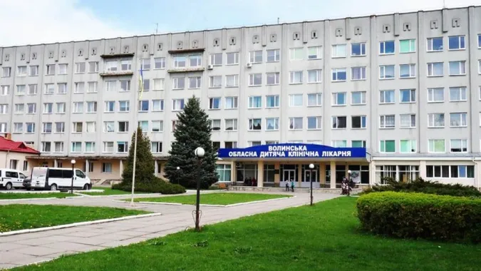Не було ремонту 40 років: у Луцьку за 30 млн оновлять відділення дитячої лікарні