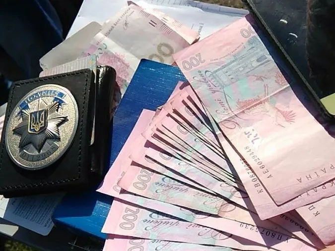 Волинські патрульні двічі за вихідні відмовилися від хабарів