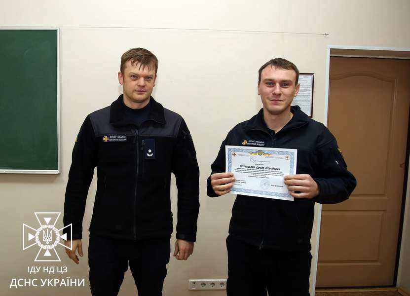 Волинські рятувальники навчилися управляти безпілотниками (фото)