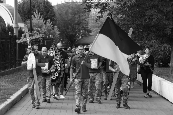 У Луцьку попрощалися з двома захисниками Володимиром Закревою та Олександром Матвійчуком (фото)