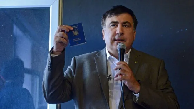 Що у Facebook говорять про депортацію Саакашвілі 