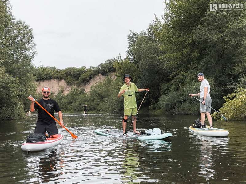 Прогулянка на річці Стир: у Луцьку починається сезон сплаву на sup-дошках (фото)