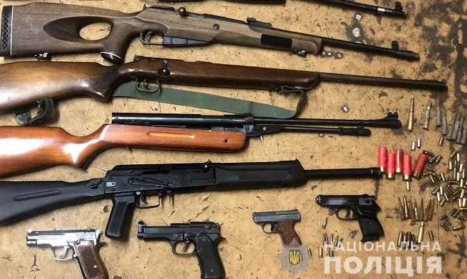 На Волині зброю переплавили на господарські речі (фото)