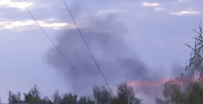 У Луцьку на Ківерцівській горів легковий автомобіль (відео)