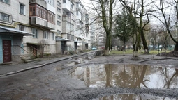 У Луцьку оглянули двори, які потребують ремонту (фото)