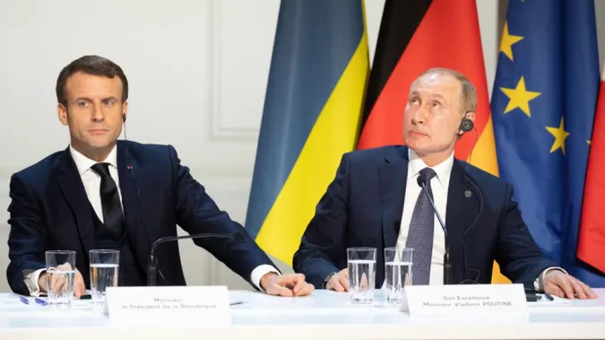 Макрон після розмови з Путіним вважає, що «найгірше ще попереду»