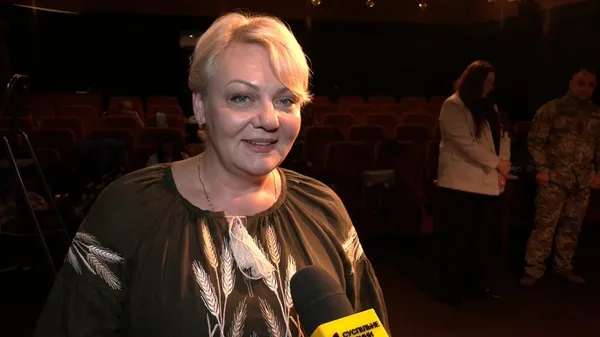 «У пошуках Афіни»: у Луцьку покажуть виставу за історією мами експолоненого морпіха (відео)