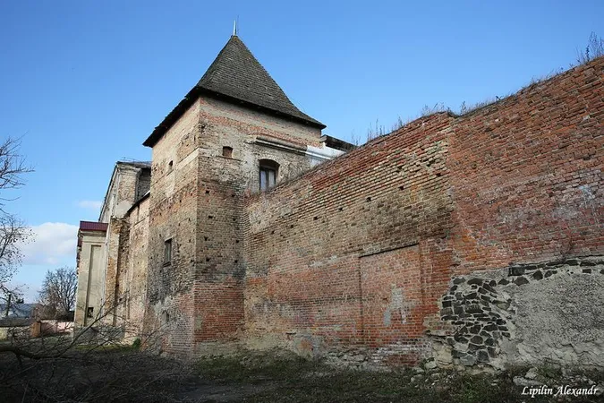 У Луцьку відновлять вежу замку 