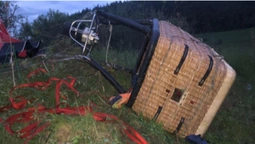 На Хмельниччині впала повітряна куля, загинула людина (фото)