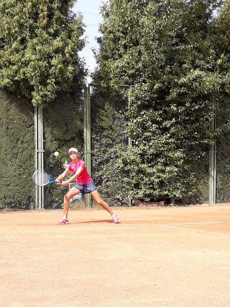 Юна лучанка виборола «бронзу»  на турнірі з тенісу (фото)