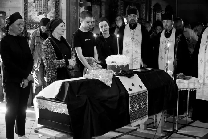Навіки 26 років: на Волині попрощалися із воїном Владиславом Троцюком (фото)